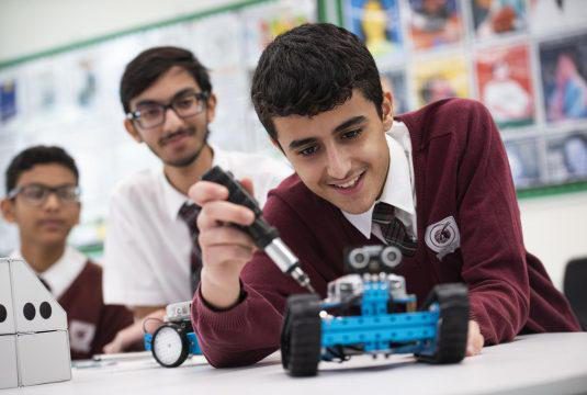 Website graphic scholarships